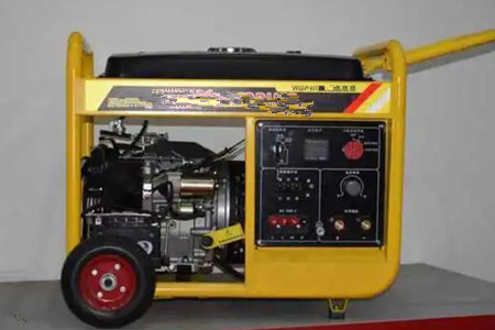 汽油發(fā)電機租賃一天多少錢?不要租虧了!